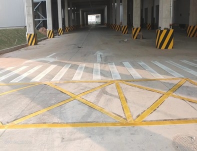 大理大理厂区道路标线施工